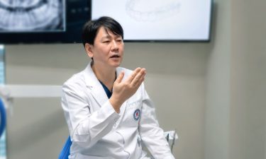 교정할 때 무조건 발치해야 할까? | 안영민 원장 썸네일 이미지